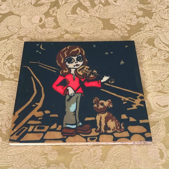 Absolutely gorgeous vintage painting on wood from former USSR boy playing violin - Picture 1 of 2